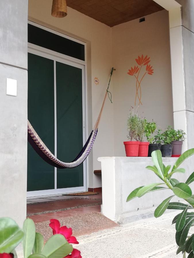 Отель Casa Puerto Bonito & Private Coworking Пуэрто-Эскондидо Экстерьер фото