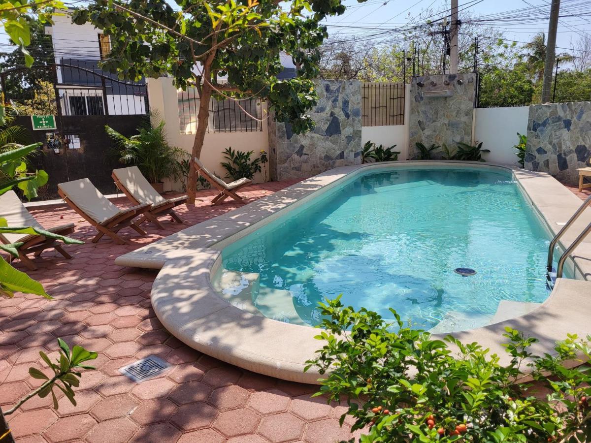 Отель Casa Puerto Bonito & Private Coworking Пуэрто-Эскондидо Экстерьер фото