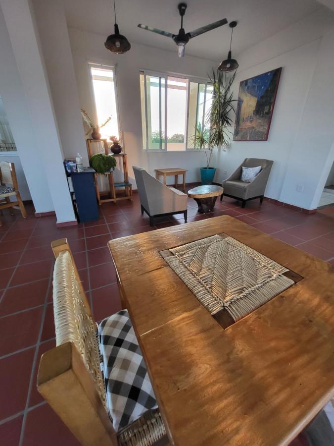 Отель Casa Puerto Bonito & Private Coworking Пуэрто-Эскондидо Экстерьер фото