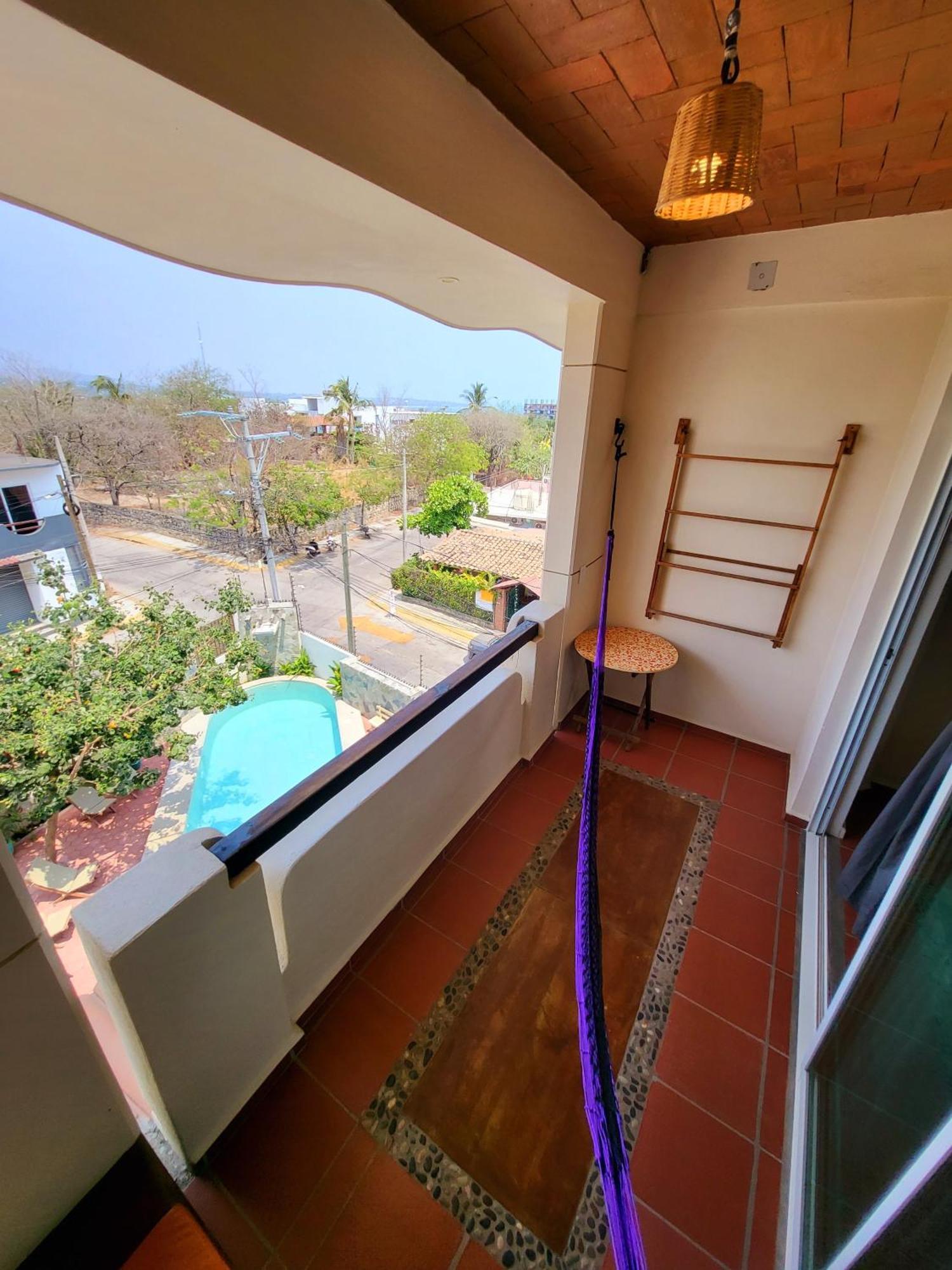 Отель Casa Puerto Bonito & Private Coworking Пуэрто-Эскондидо Экстерьер фото